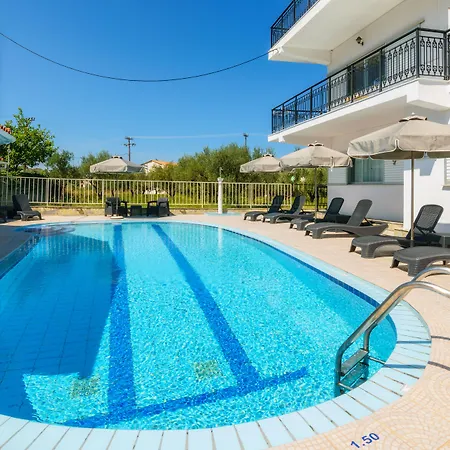 Aparthotel Denise Studios&apartments 4*