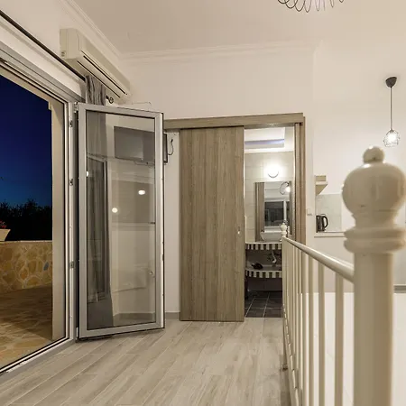 Denise Studios&apartments 4*