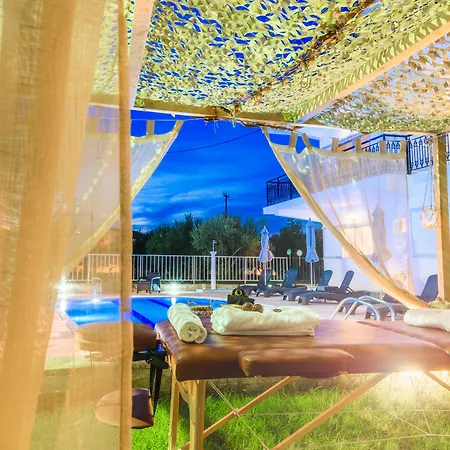 Hotel de apartamente Denise And