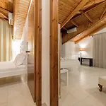 Апарт-отель Denise Studios And Apartments