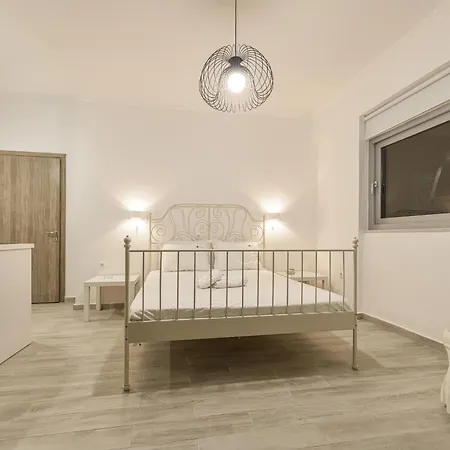 Denise Studios And Apartments Aparthotel 2*
