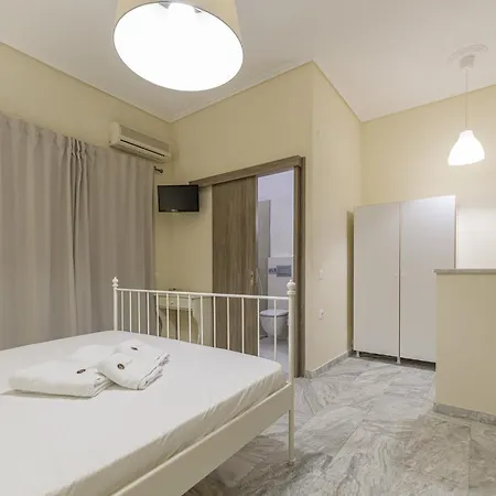 Denise Studios And Apartments Aparthotel