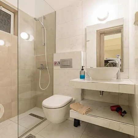 Denise Studios And Apartments Aparthotel