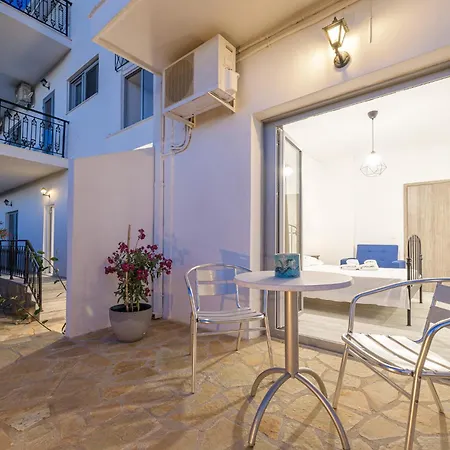 Apart-hotel Denise And Argassi