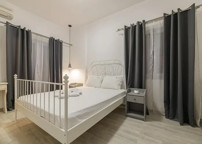 Denise And 4* Αργάσι