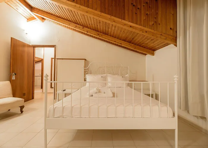 Denise And Ξενοδοχείο με διαμερίσματα Αργάσι